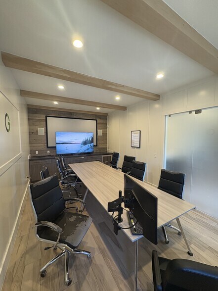 More Photos Of 272 W 200 N, Lindon Office For Lease