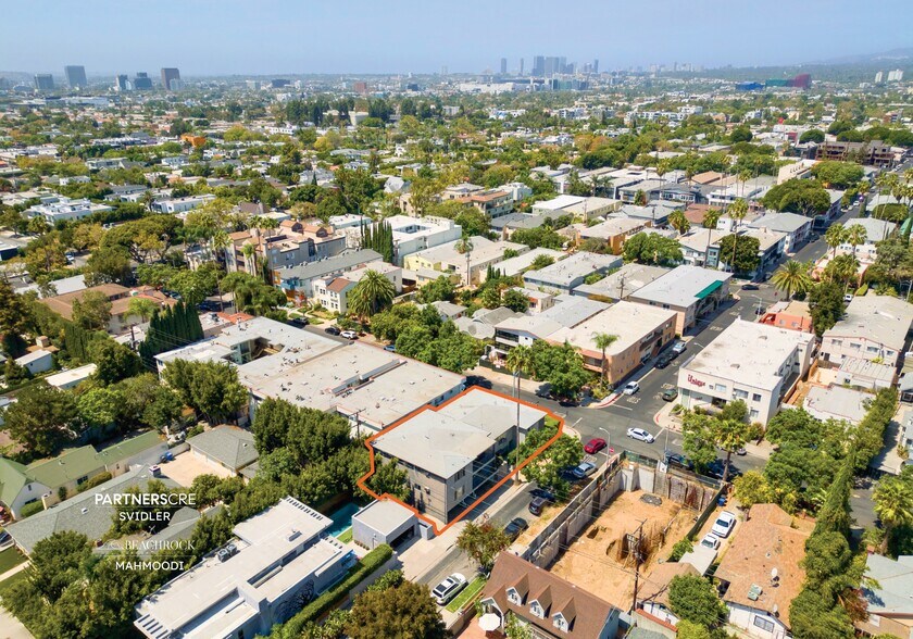 More Photos Of 7452 Romaine St, West Hollywood Apartments For Sale