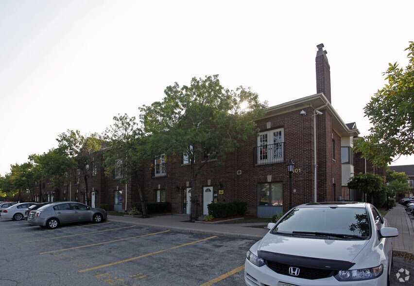 More Photos Of 5397 Eglinton Ave W, Toronto Unknown For Lease