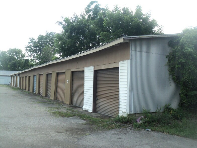 More Photos Of 240 W Oak St, Washington Court House Self Storage For Sale