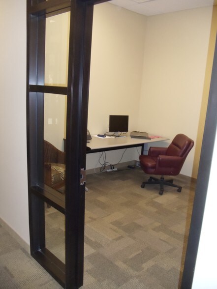 More Photos Of 8155 E Indian Bend Rd, Scottsdale Office For Lease