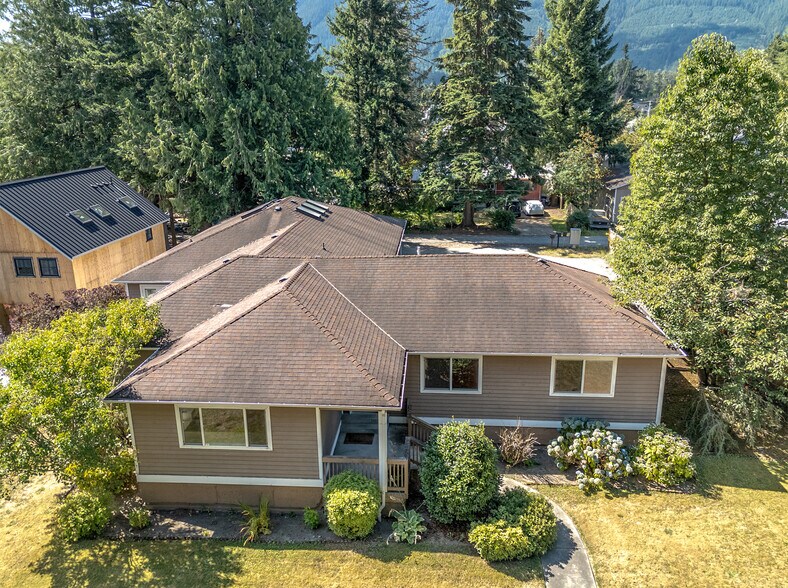 More Photos Of 349 E 3rd St, North Bend Office For Sale