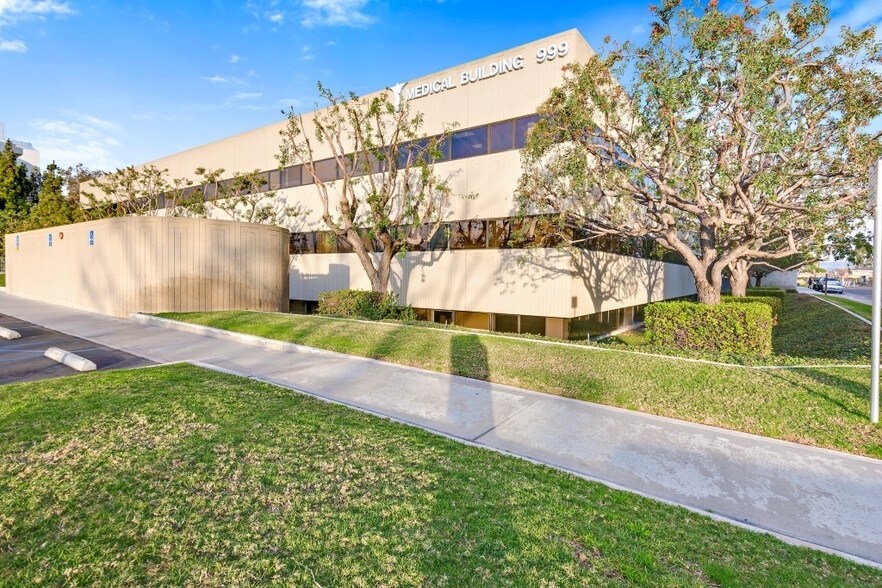 Primary Photo Of 999 N Tustin Ave, Santa Ana Office For Sale