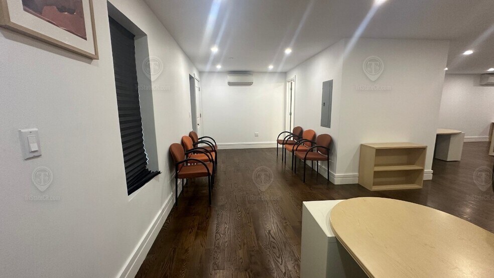 More Photos Of 94-01-94-03 101st Ave, Ozone Park Apartments For Lease