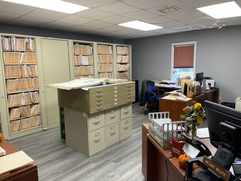 More Photos Of 7114 Lankford Hwy, Nassawadox Medical For Sale