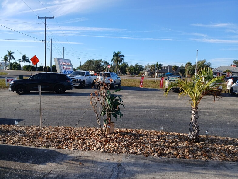 More Photos Of 4732 Tamiami Trl, Port Charlotte General Retail For Sale