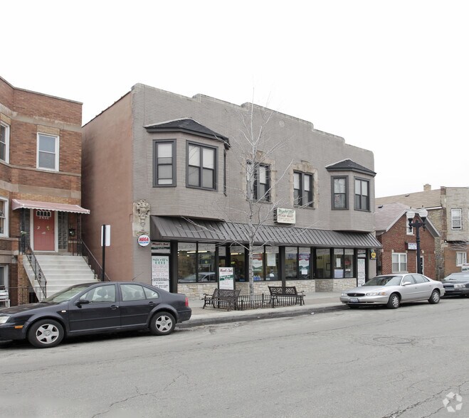 More Photos Of 2448-2450 S Oakley Ave, Chicago Storefront Retail Residential For Lease