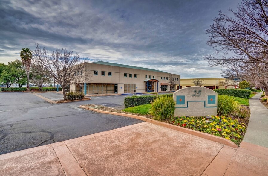 Primary Photo Of 25 Executive Ct, Napa Office For Lease