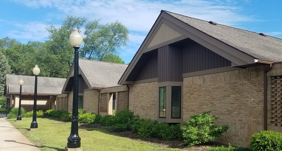 More Photos Of 3200 W Liberty Rd, Ann Arbor Medical For Lease