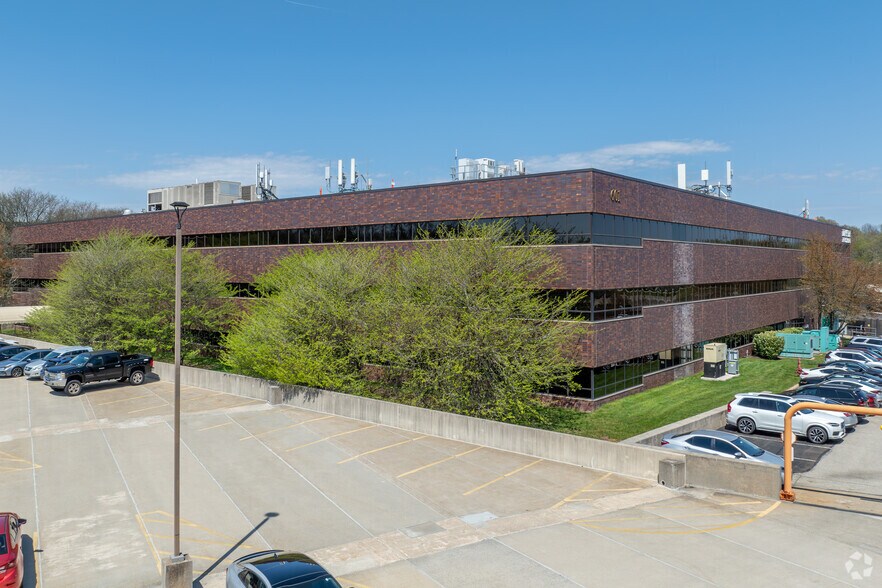 Primary Photo Of 602 W Office Center Dr, Fort Washington Office For Sale