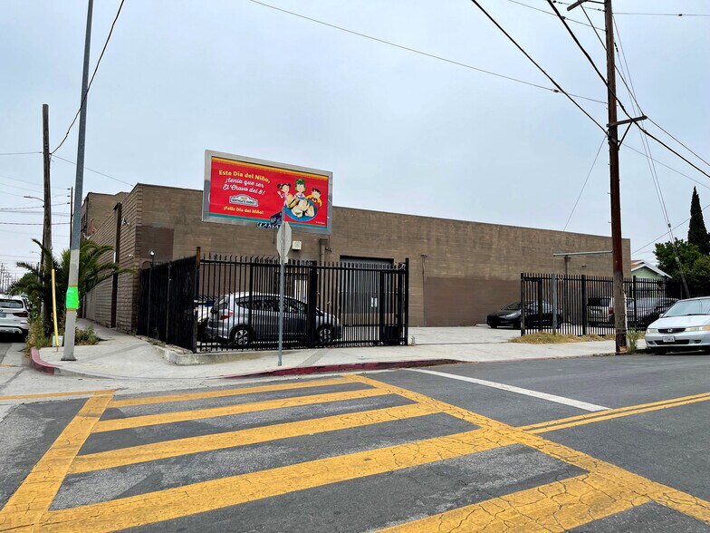 More Photos Of 3610-3612 Maple Ave, Los Angeles Warehouse For Sale