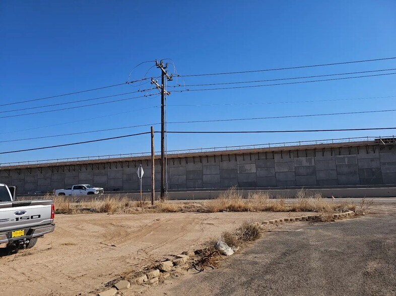 More Photos Of 8316 W I-20, Midland Warehouse For Lease