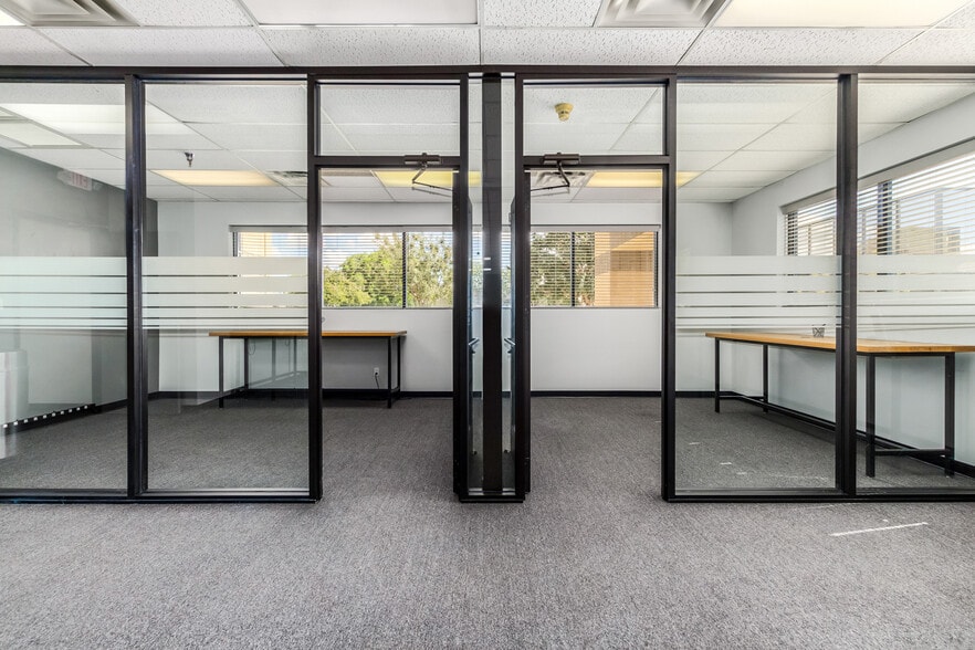 More Photos Of 655 E University Dr, Mesa Schools For Sale