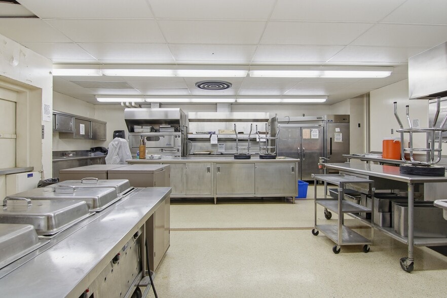 More Photos Of 1115 Greenbrier St, Saint Paul Religious Facility For Sale