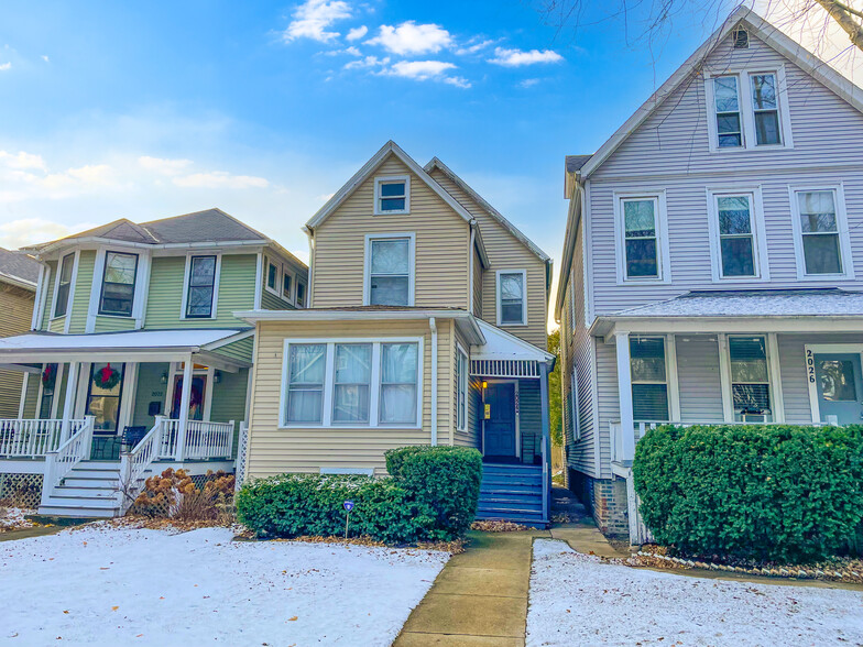 Primary Photo Of 2024 Maple Ave, Evanston Apartments For Sale