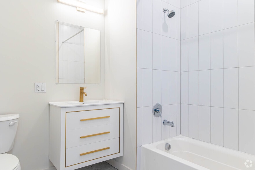More Photos Of 55 Washington St, East Orange Apartments For Sale