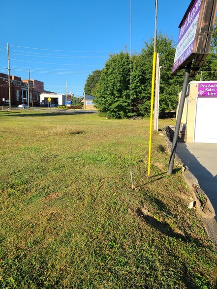 More Photos Of 117 Buford Dr, Lawrenceville Freestanding For Sale