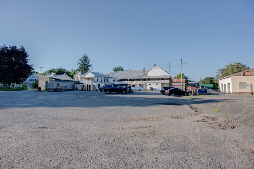 More Photos Of 236 N Main St, Milroy General Retail For Sale