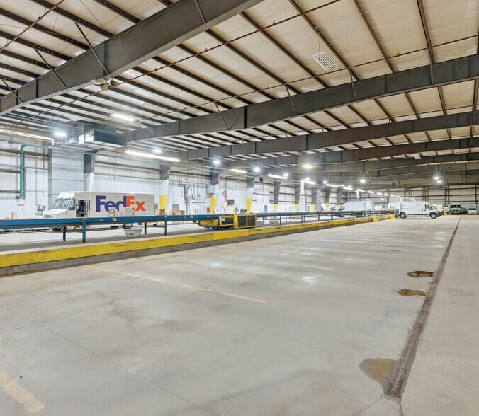More Photos Of 3301 Bruening Ave SW, Canton Warehouse For Lease