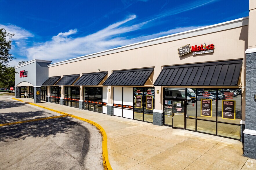 More Photos Of 7501-7649 W Colonial Dr, Orlando Unknown For Lease