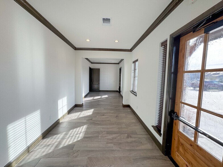 More Photos Of 1111 Magnolia Ct, Moore Unknown For Lease