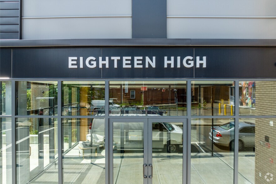 More Photos Of 18 High St, New Haven Apartments For Lease