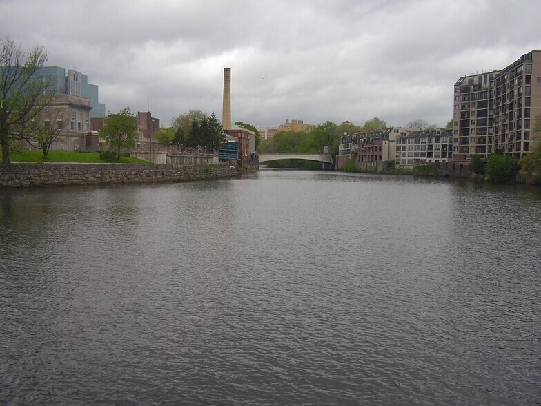 More Photos Of 1601 N Jessup St, Wilmington Manufacturing For Lease