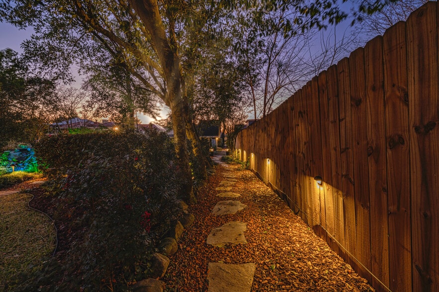 More Photos Of 412 S 3rd St, Wilmington Hospitality For Sale