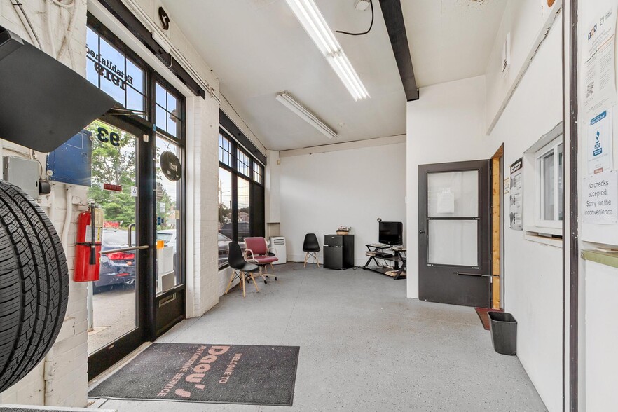 More Photos Of 93 Hamilton St, Southbridge Service Station For Sale