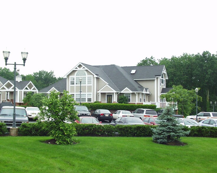 More Photos Of 2 Tree Farm Rd, Pennington Office For Lease