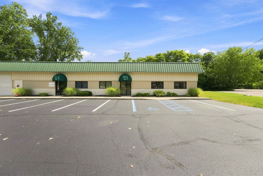 More Photos Of 615-619 Commerce Rd, Richmond Office For Lease