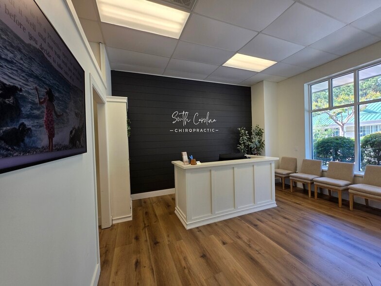 More Photos Of 61 Riverwalk Blvd, Ridgeland Storefront Retail Office For Lease