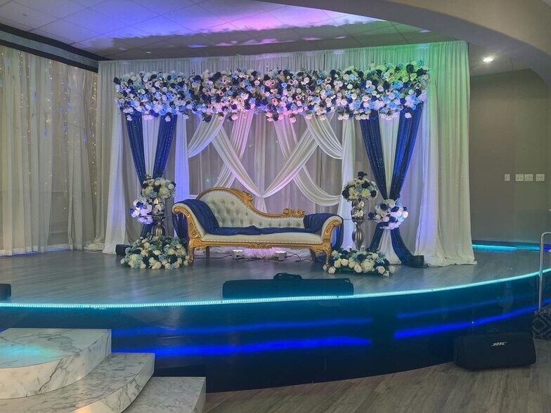 More Photos Of 8740 Ohio Dr, Plano Storefront For Lease