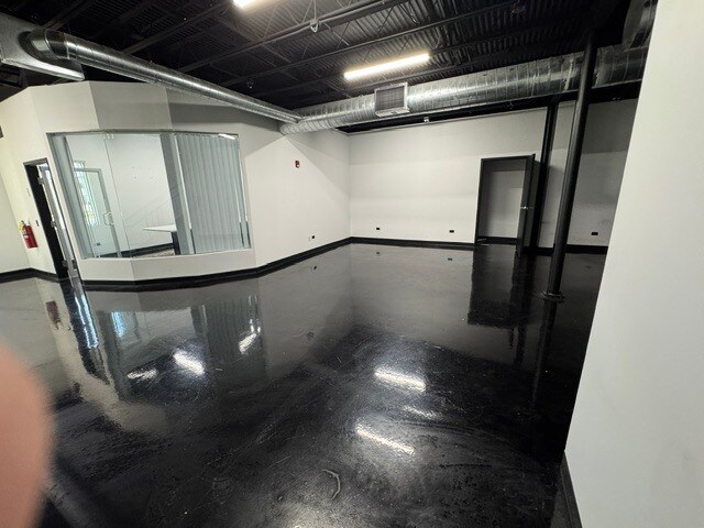 More Photos Of 2600 Beverly Court, Suite 107,, Aurora Light Distribution For Lease