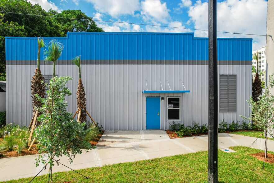 More Photos Of 621 NE 1st Ave, Pompano Beach Warehouse For Sale