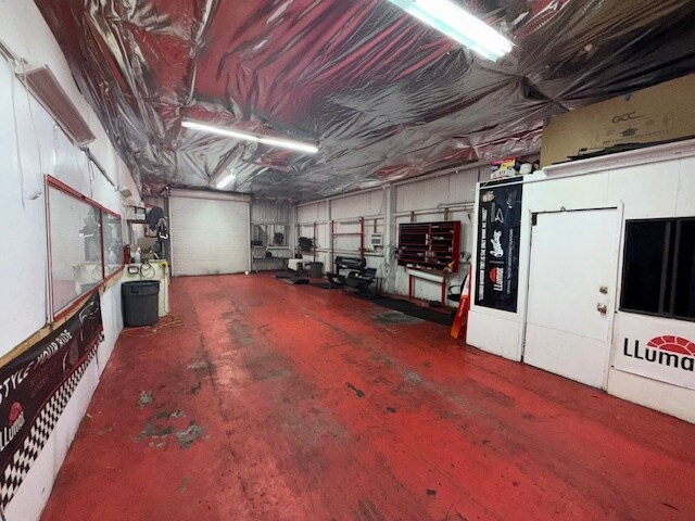 More Photos Of 644 Maguire Rd, Ocoee Freestanding For Lease