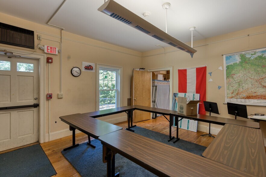 More Photos Of 14 Pine St, Stockbridge Schools For Sale