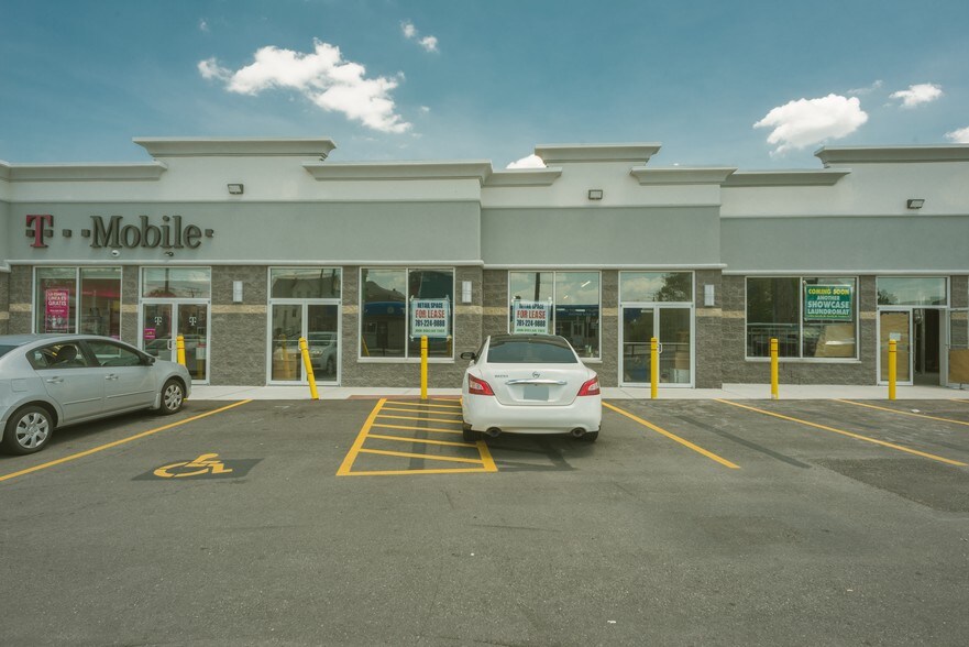 More Photos Of 361 Dexter St, Central Falls Freestanding For Lease