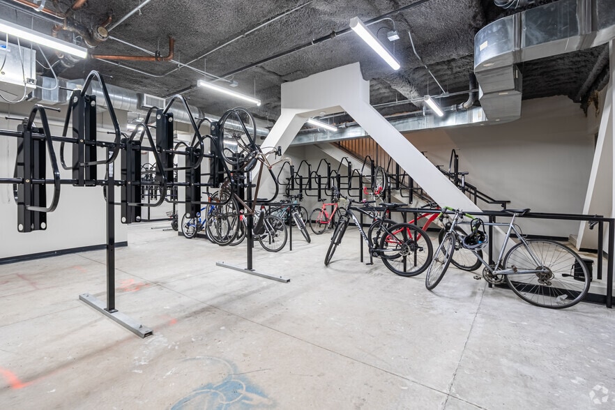 More Photos Of 29 S La Salle St, Chicago Apartments For Sale