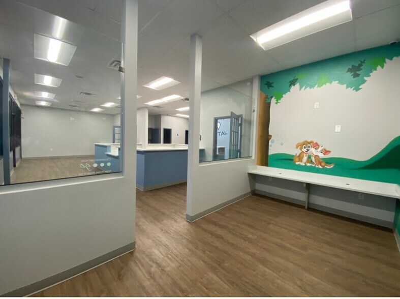 More Photos Of 12701-12797 Westheimer Rd, Houston Unknown For Lease