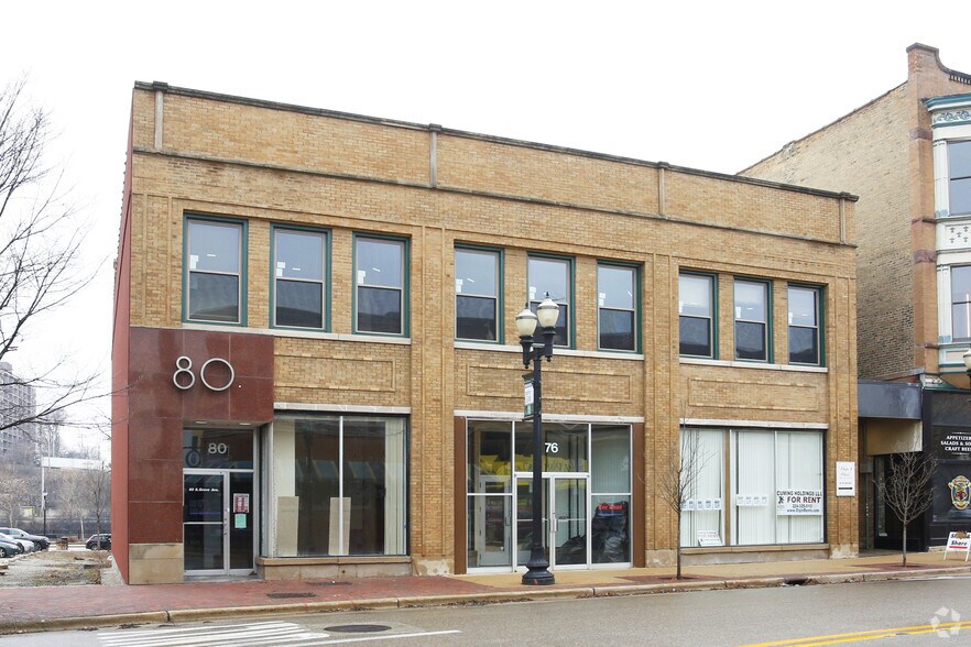 Primary Photo Of 76-80 S Grove Ave, Elgin Office For Lease