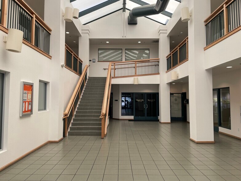More Photos Of 490 Mendocino Ave, Santa Rosa Office For Lease