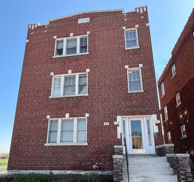 More Photos Of , Saint Louis Multifamily For Sale