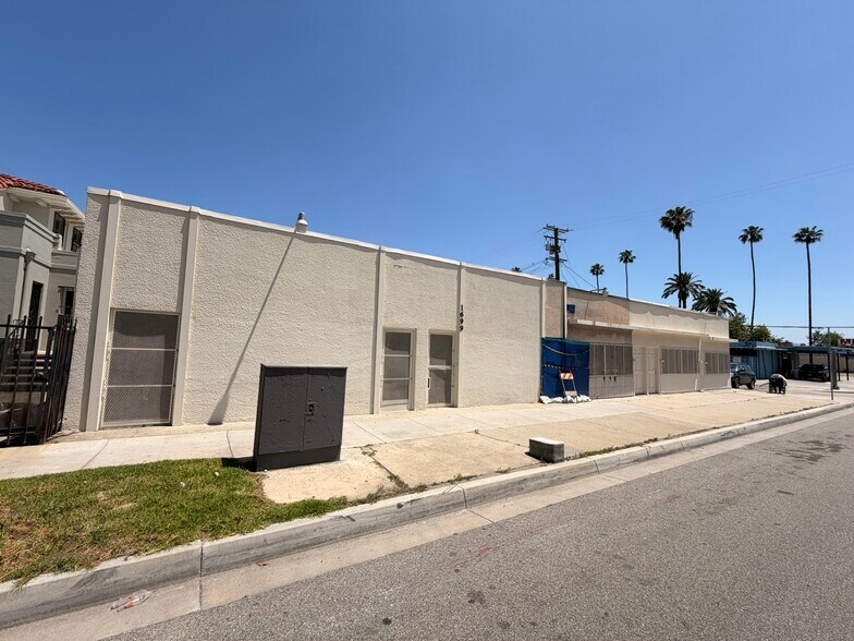 More Photos Of , San Bernardino Office For Sale