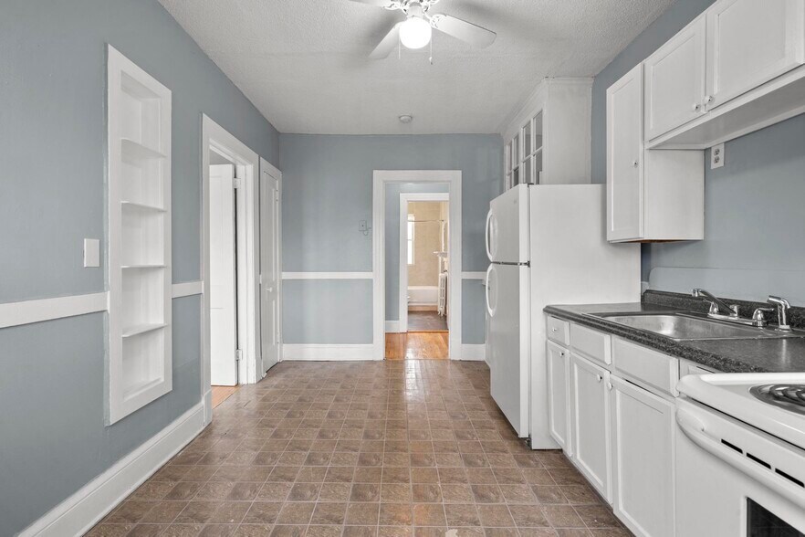 More Photos Of 34-38 Beacon St, Hartford Apartments For Sale