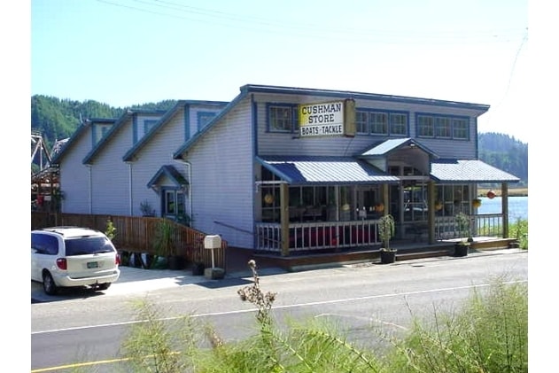 More Photos Of 6750 Or-126 Hwy, Florence Marina For Sale