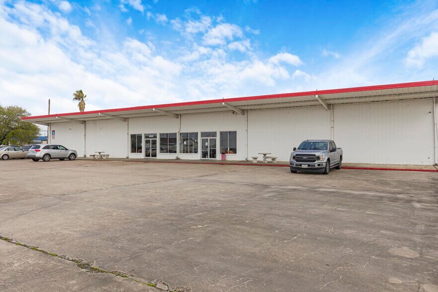 More Photos Of 4008 Avenue H, Rosenberg Land For Sale