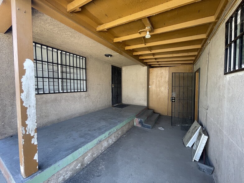 More Photos Of 1313 Brundage Ln, Bakersfield Office For Lease