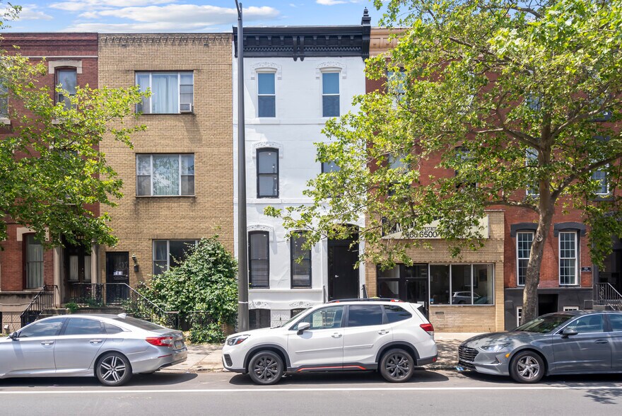 Primary Photo Of 1618 S Broad St, Philadelphia Apartments For Sale