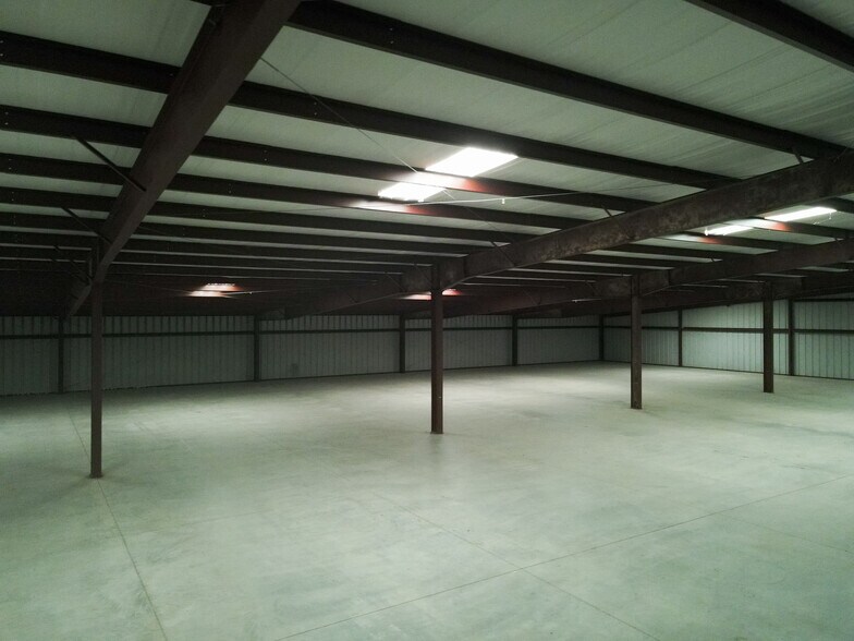 More Photos Of 20075 Malone Rd, Tecumseh Warehouse For Sale